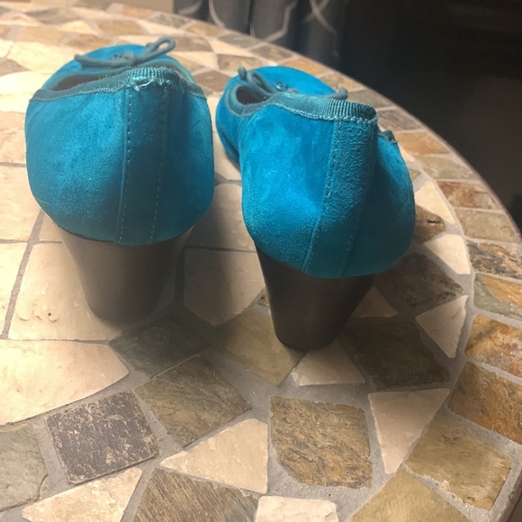 Tory Burch Heels - Size 8.5 - Picture 3 of 7